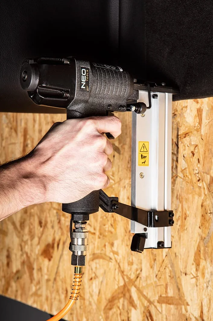 NEO TOOLS Ocynkowane zszywki do skoroszytów pneumatycznych (do modelu NEO 14-570), GA18, typ 90 (4K), długość 10-40 mm, 4000 sztuk, z drutu stalowego, ocynkowane, odporne na korozję (35 mm)