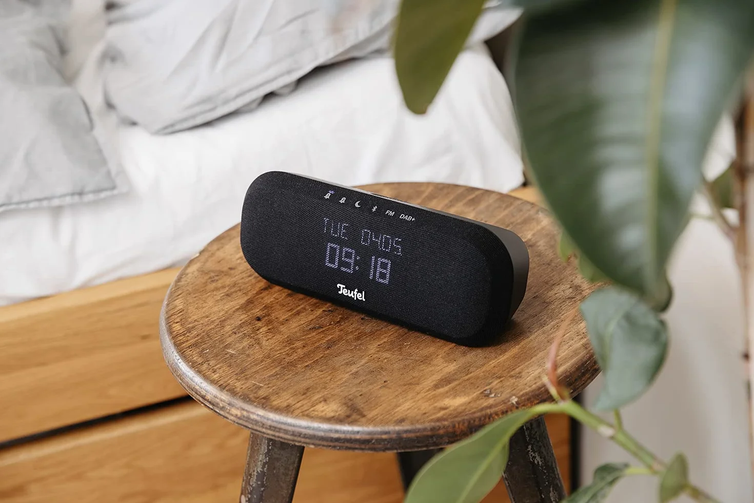 Teufel Radio ONE Budzik HiFi głośnik Bluetooth DAB+ FM Czarny