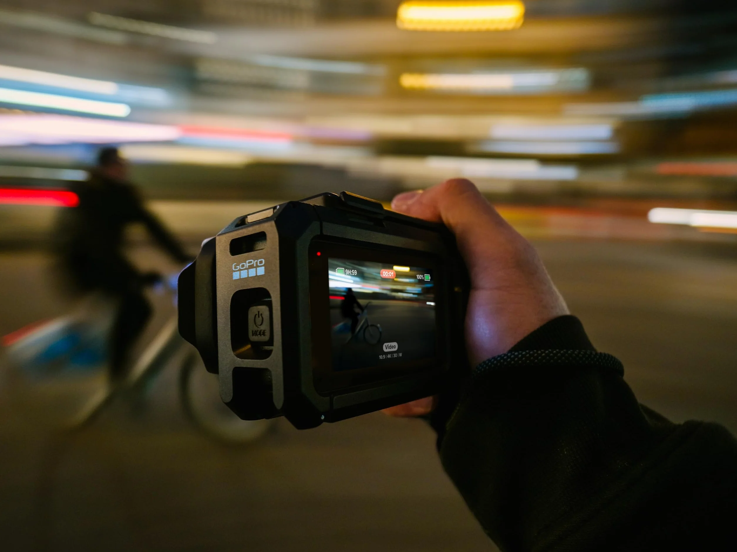 GoPro MISSION 1 PRO Grip Edition – kamera, uchwyt Point-and-Shoot, akumulator Enduro 2, etui, osłona obiektywu