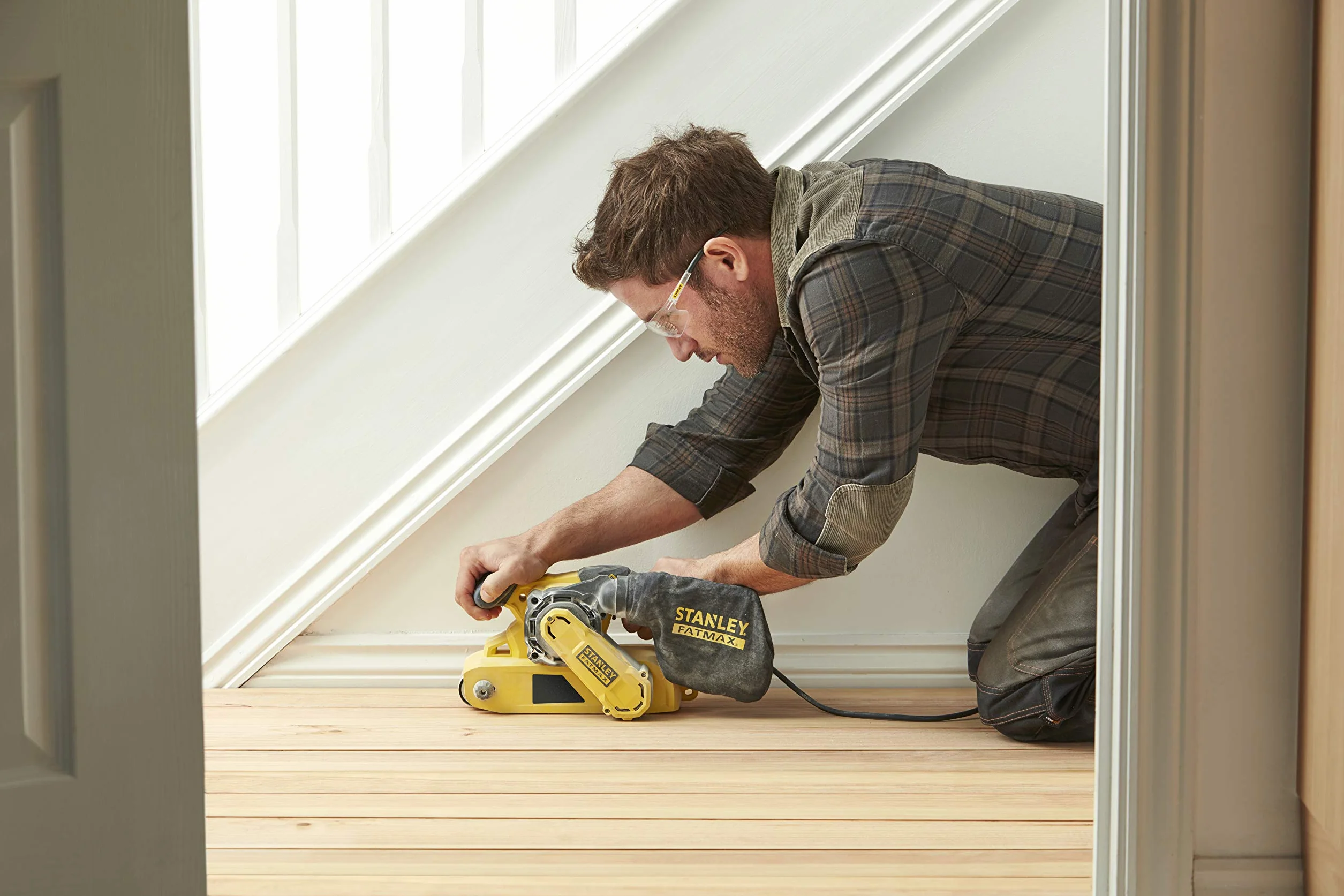 Stanley Fatmax Szlifierka Taśmowa FMEW204K-QS 533 x 76 mm Żółty/Czarny