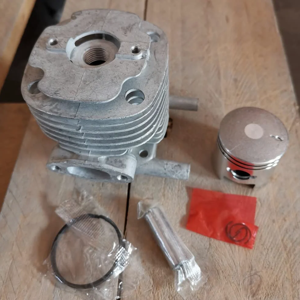 Zestaw cylindra do Shindaiwa B45 RC45 BP45 GP450 DYB454 40 MM wymiana części