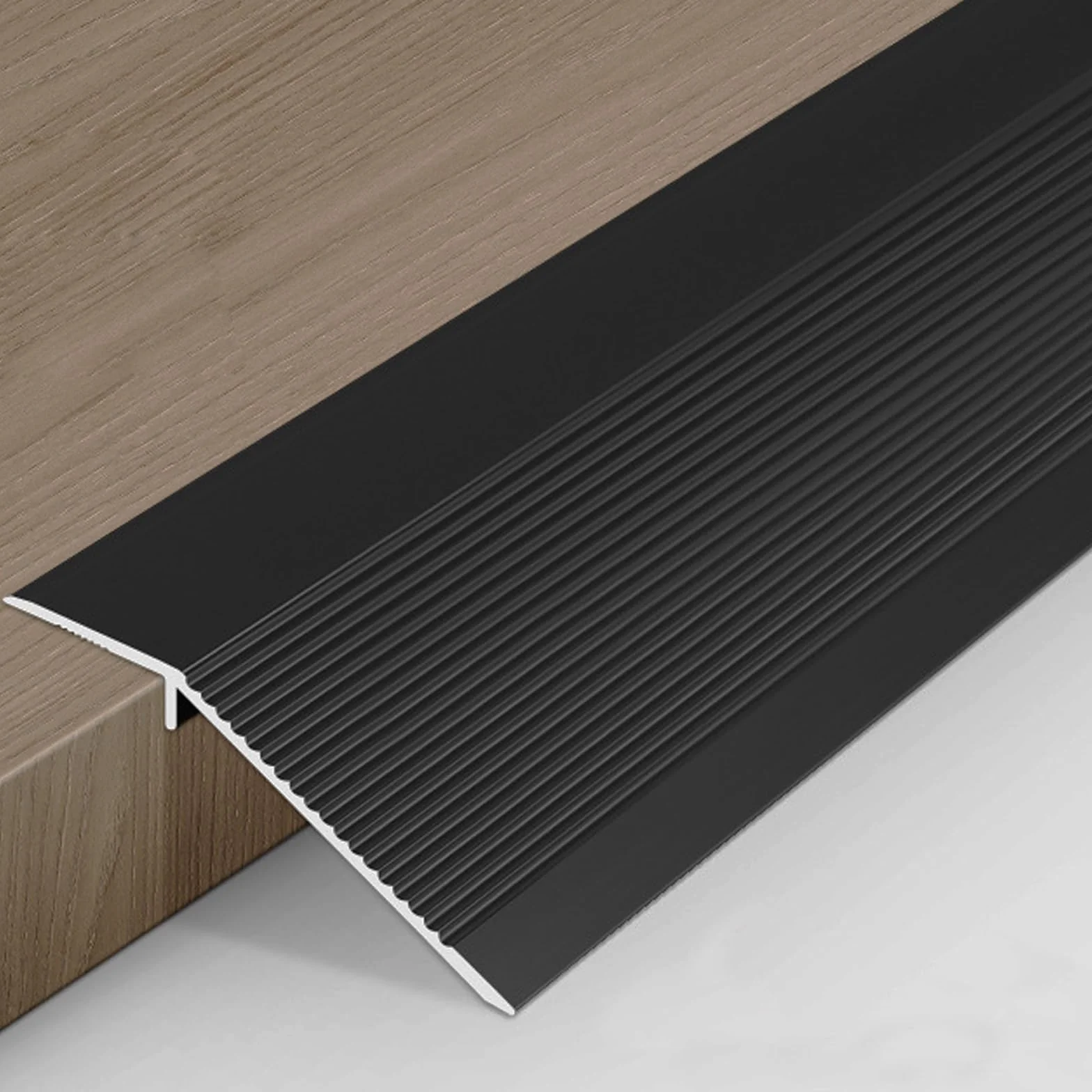 Profil przejściowy samoprzylepny aluminiowy z taśmą klejącą 0,9m×10cm, profil przejściowy wyrównanie wysokości, mostkowanie od 10 do 35 mm, listwa wykończeniowa do rampy progowej, robota odkurzającego