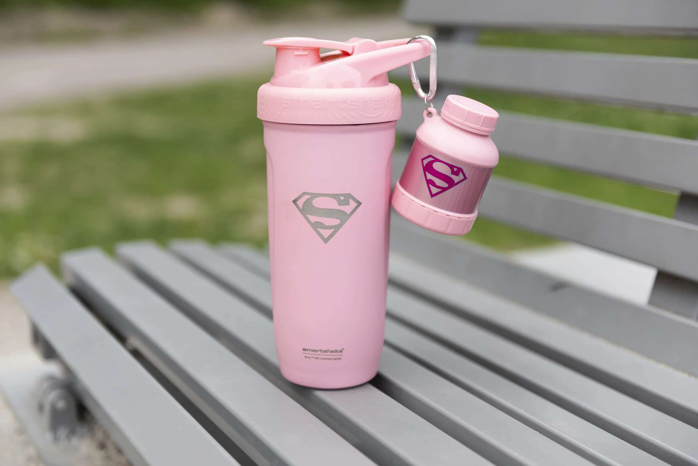 SmartShake Whey2Go Funnel - DC Comics, Supergirl - 110 ml.