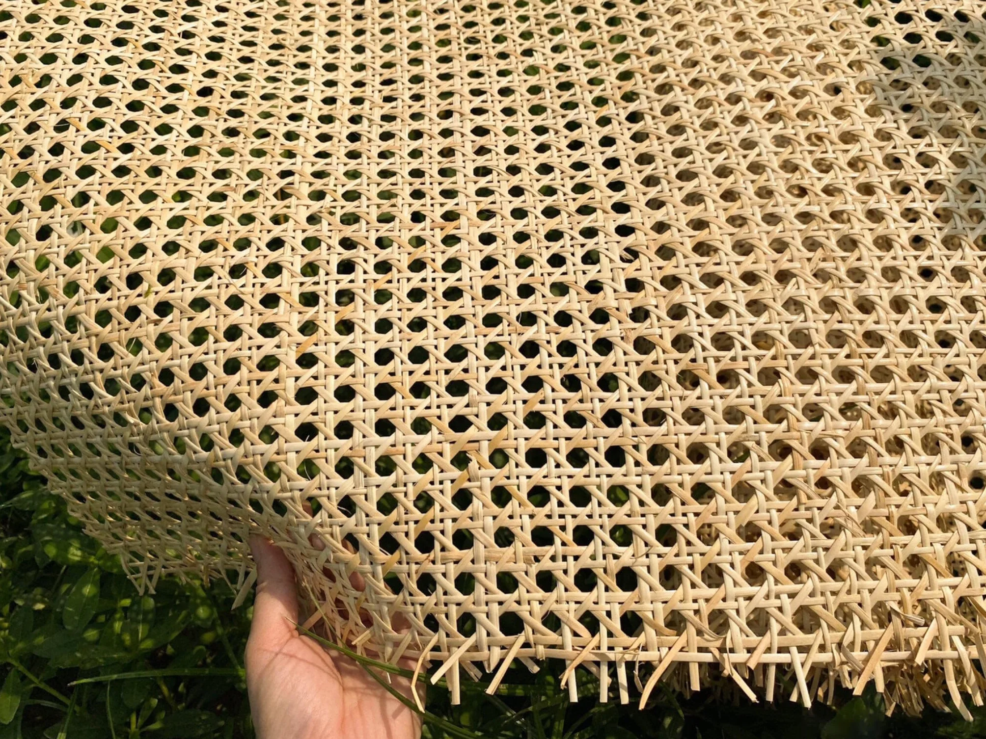 Naturalna kratka wiklinowa szerokość 80 cm na metry - rattanowa rolka 80 x 150 cm - duży rozmiar do mebli i tapicerki krzeseł