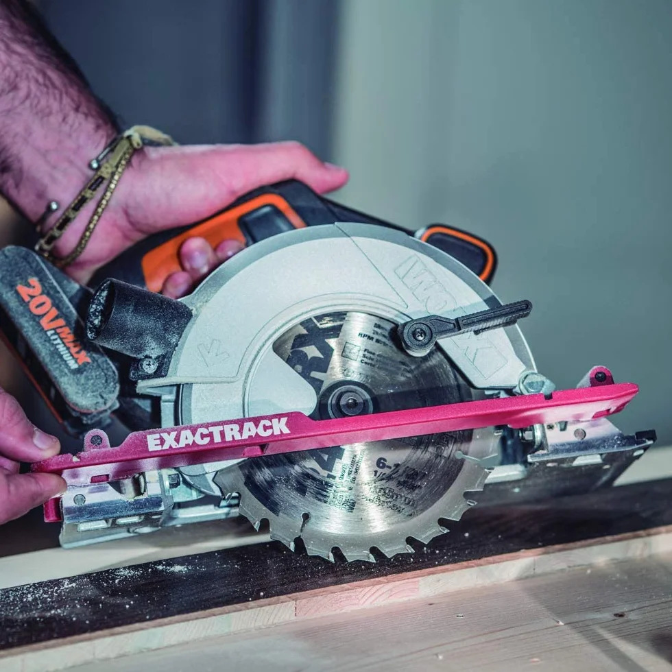 WORX WX530.9 akumulatorowa ręczna piła tarczowa 20 V – profesjonalna piła tarczowa z adapterem odsysającym – idealna również do cięcia ukośnego – kompatybilna z PowerShare – bez akumulatora i