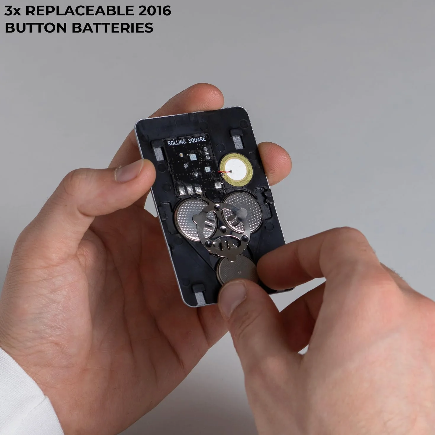 Rolling Square AirCard E, kompatybilny z funkcją Znajdź moją sieć, ładowalny lokalizator kart Bluetooth z kodem QR wizytówki - super cienki 0,12 cala