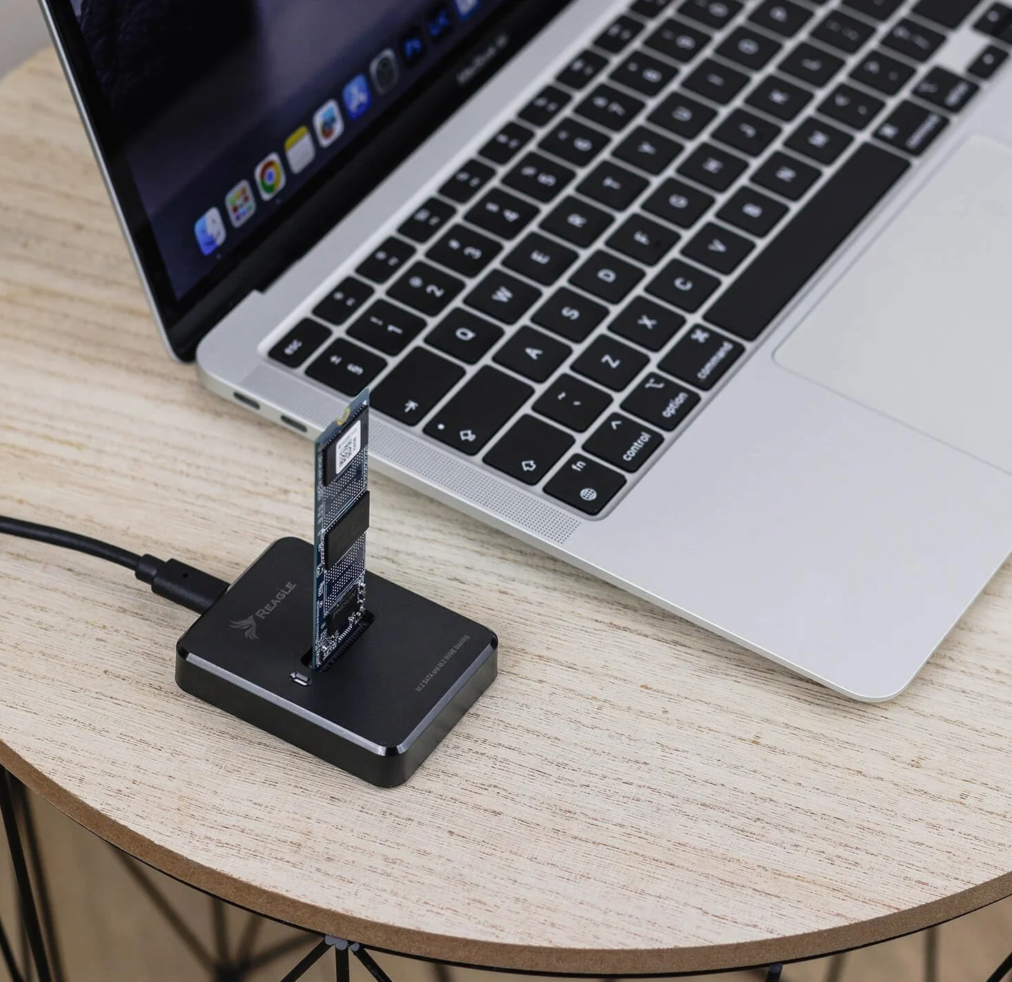 Reagle Adapter SSD M.2 NVMe SATA USB C 3.2 Gen 2 10Gbps, Stacja Dokująca do Dysków M2 M Key B+M Key 2230 2242 2260 2280, Montaż Bez Narzędzi, Plug & Play, do 2TB Kieszeń