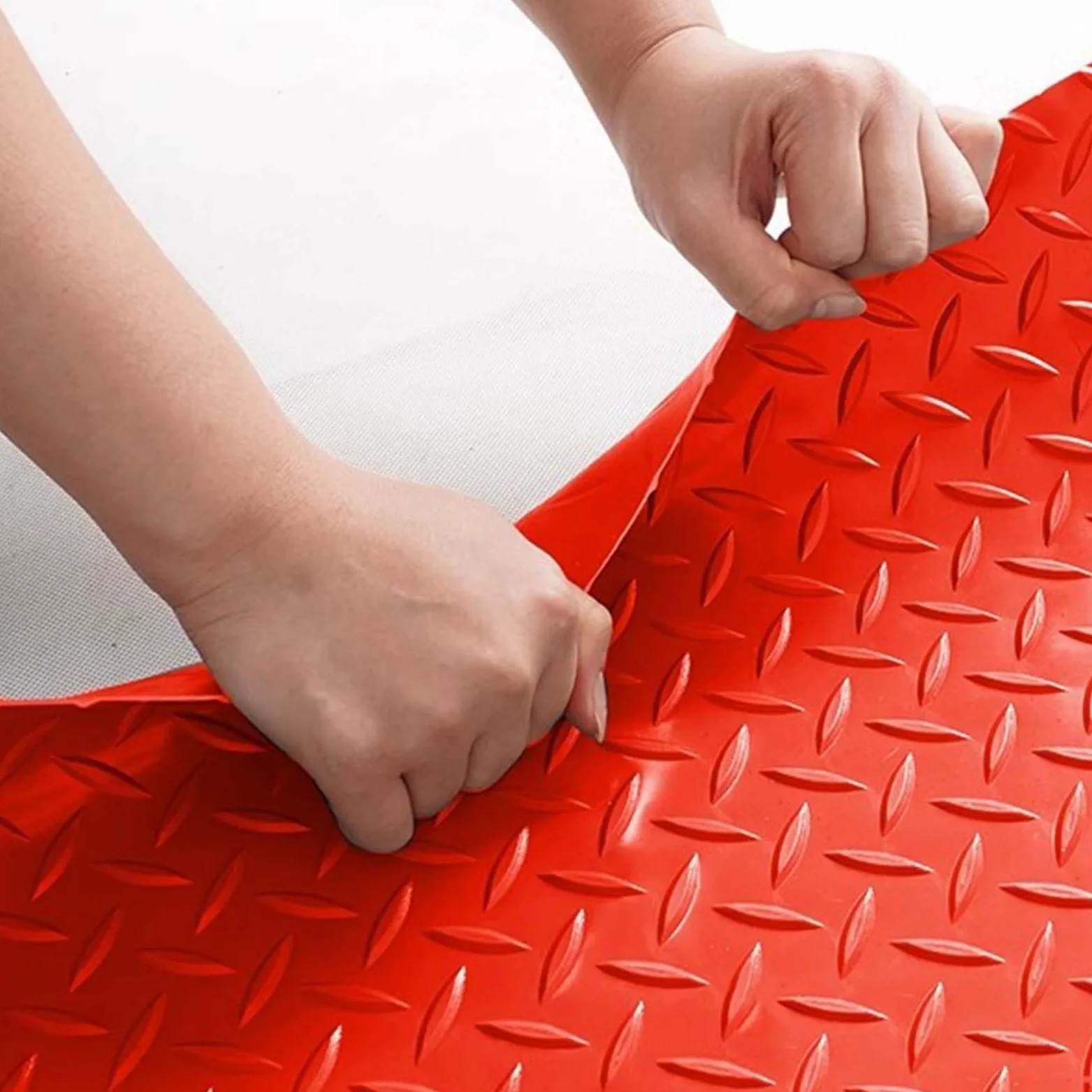 mata pod samochód, Czerwona mata podłogowa do garażu o grubości 25 m(0.6x1m/2x3.3ft)