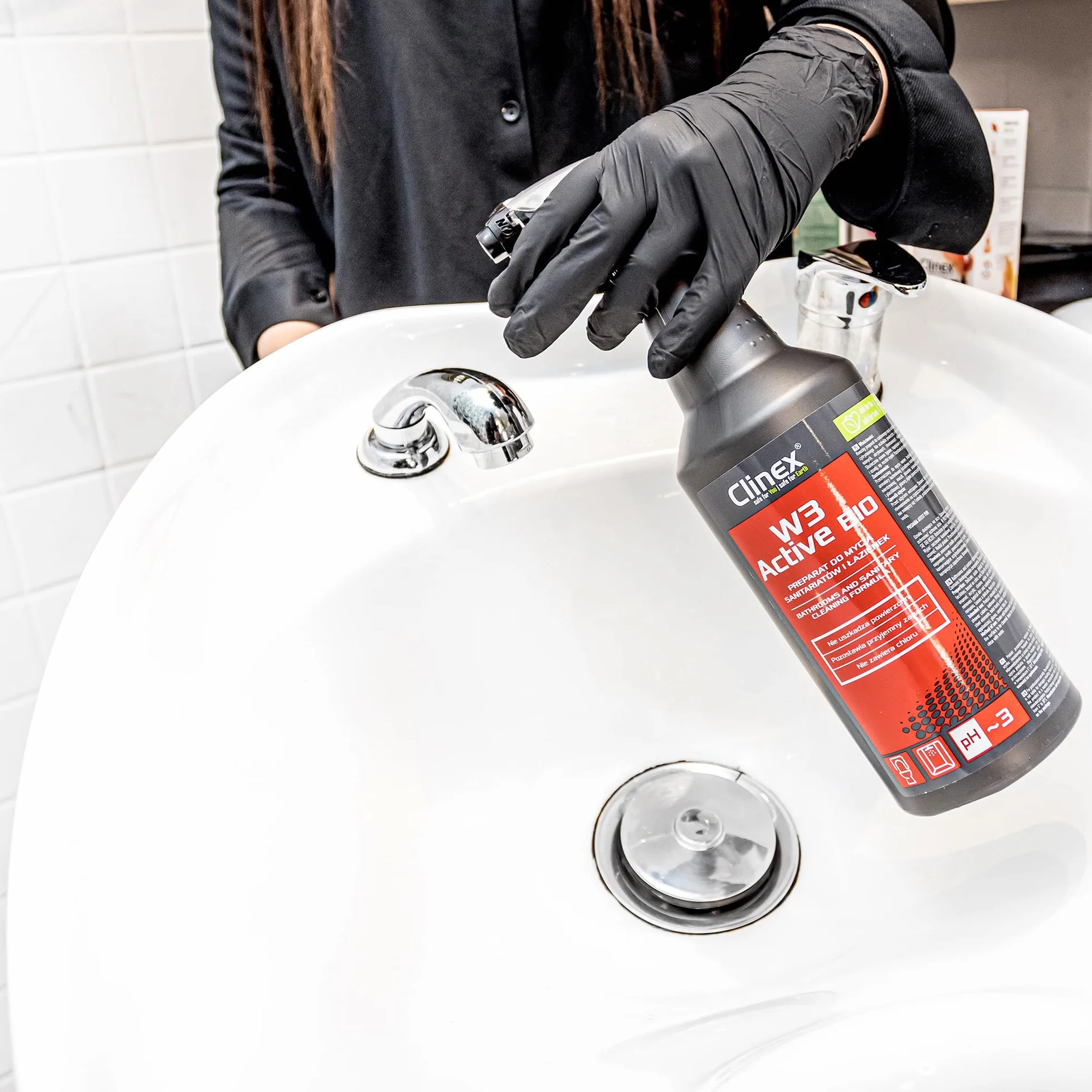 CLINEX W3 Active Bio ekologiczny uniwersalny środek czyszczący 1 l / ekologiczny odkamieniacz/czyszczenie do codziennego czyszczenia urządzeń sanitarnych/preparat czyszczący na bazie kwasu cytrynowego