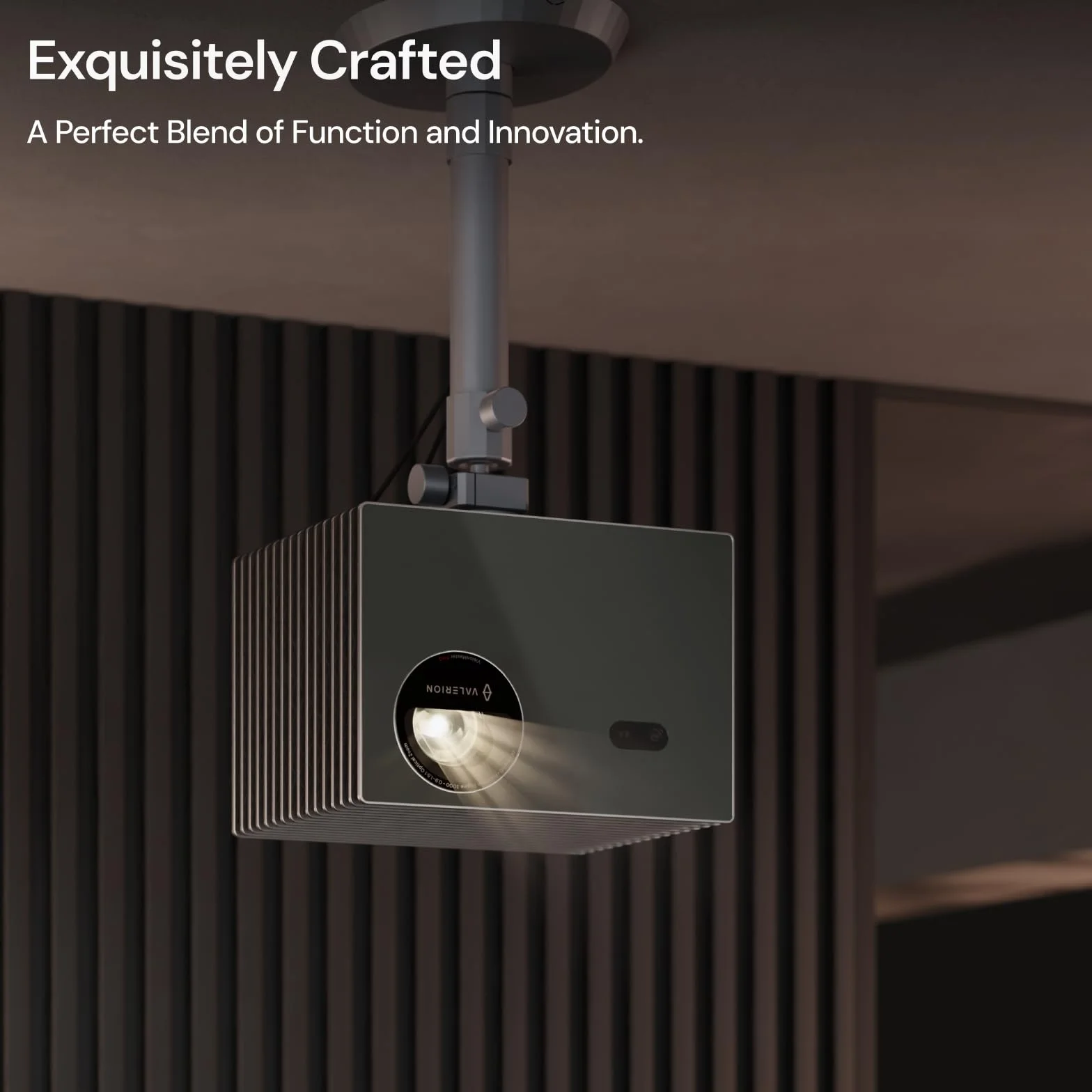 Valerion Uchwyt sufitowy do projektora serii VisionMaster i StreamMaster – stop aluminium, regulowana wysokość od 31 do 40,5 cm dzięki przedłużanej rurze, z obrotem 360°