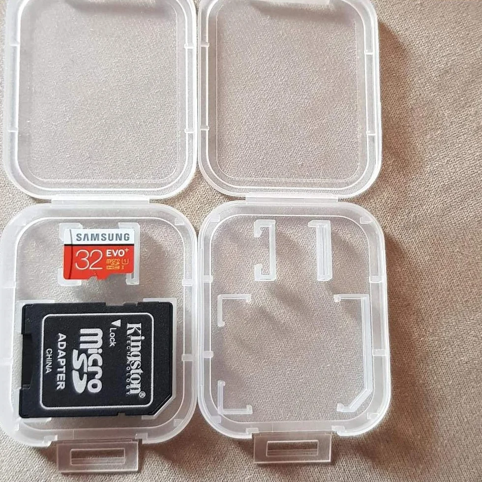 Etui na karty pamięci plastikowe przezroczyste do kart micro SD CF XD TF SIM NM nano