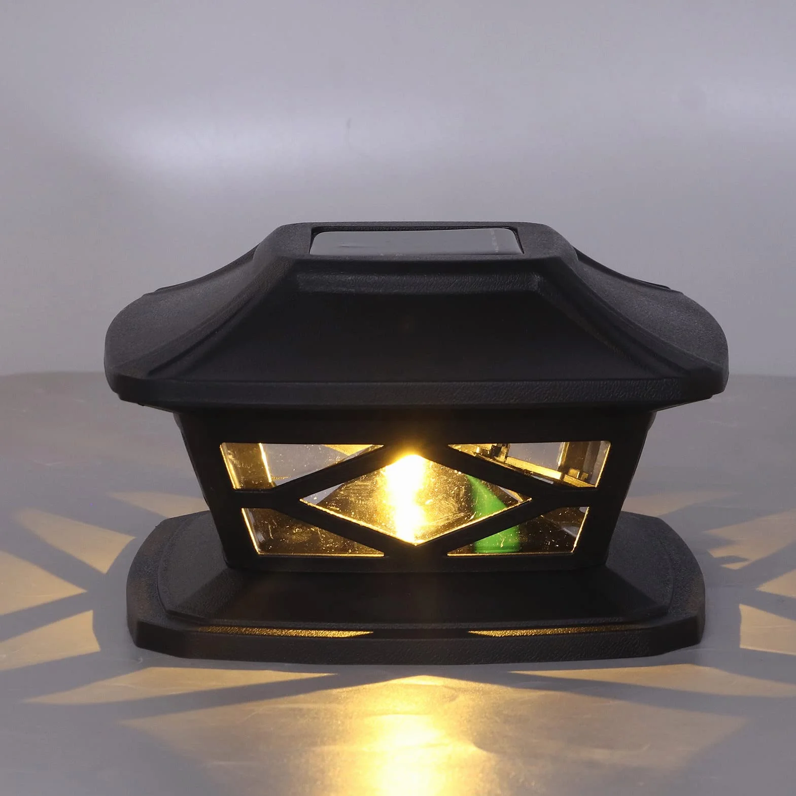 2 zestaw Solar Post Lights Ogrodzenie Światła LED Koraliki do lampy 2 kolory Oświetlenie Pozytywne białe światło Ciepłe białe światło Akumulator IP44 Wodoodporna obudowa PC na zewnątrz