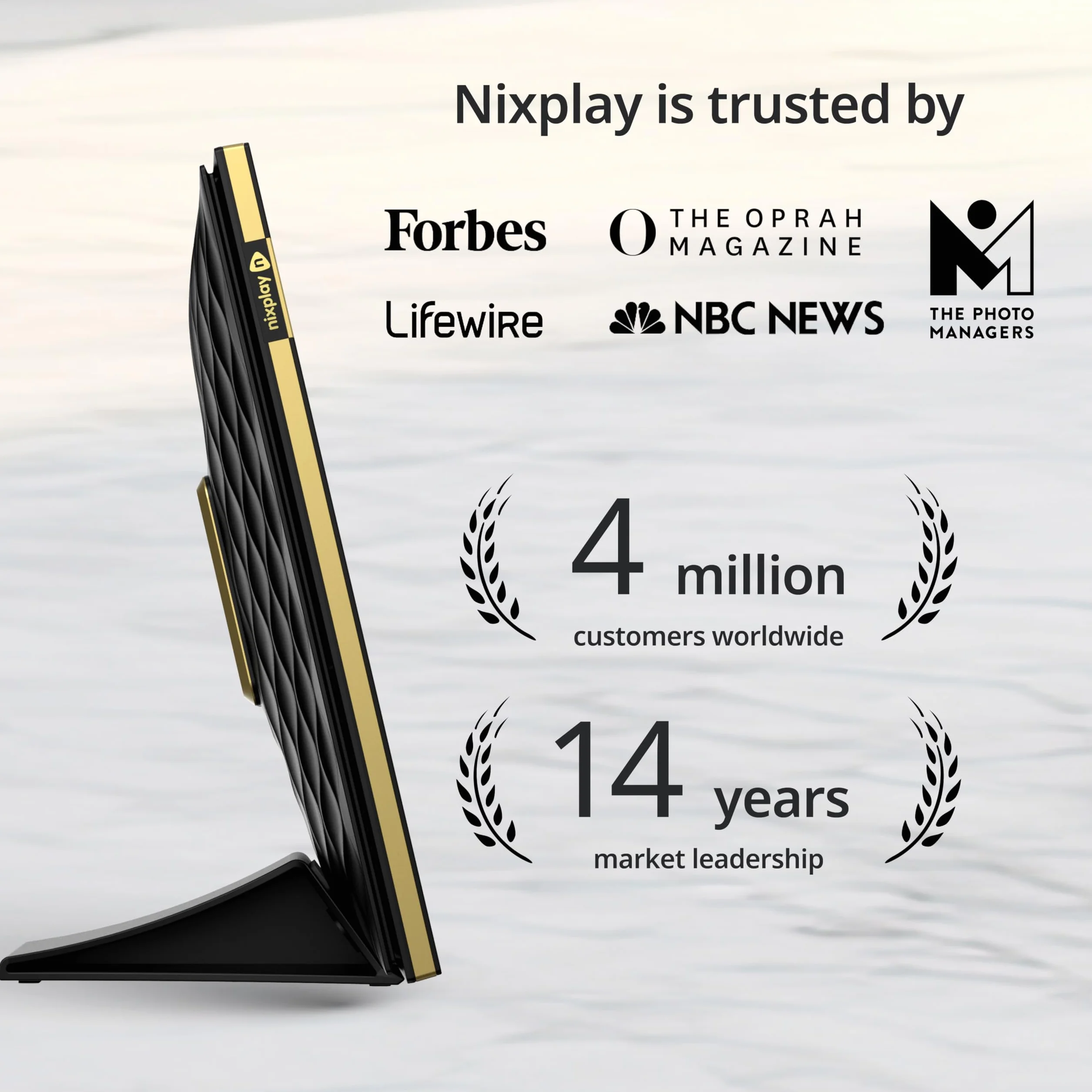 Nixplay Cyfrowa ramka na zdjęcia z ekranem dotykowym 20.3 cm WiFi W08K