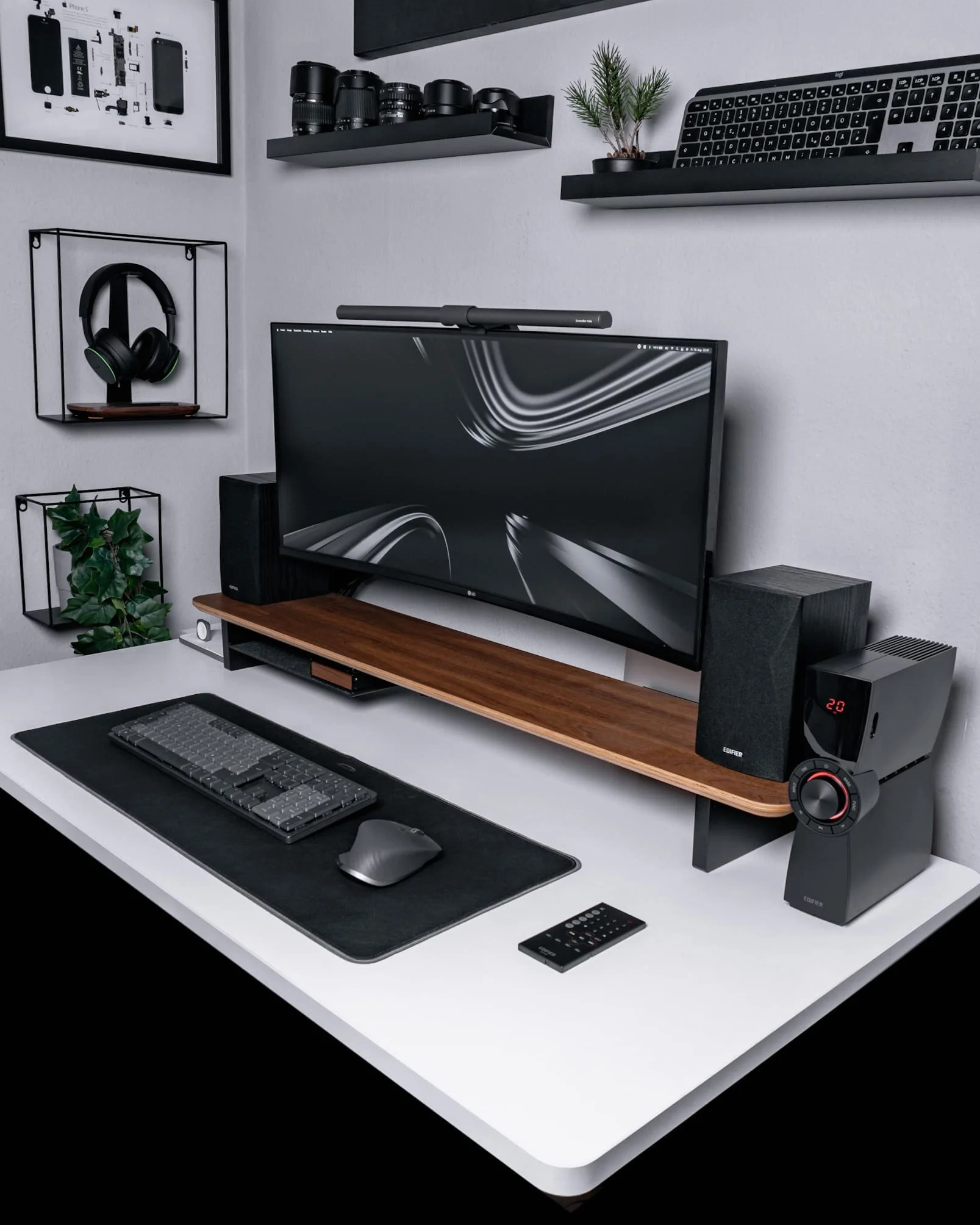 Edifier CX7 aktywny system kina domowego 2.1 Bluetooth 5.0 subwoofer 21 cm 8 cali pilot na podczerwień czarny