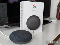 Google Nest Mini czarny + czarny stojak