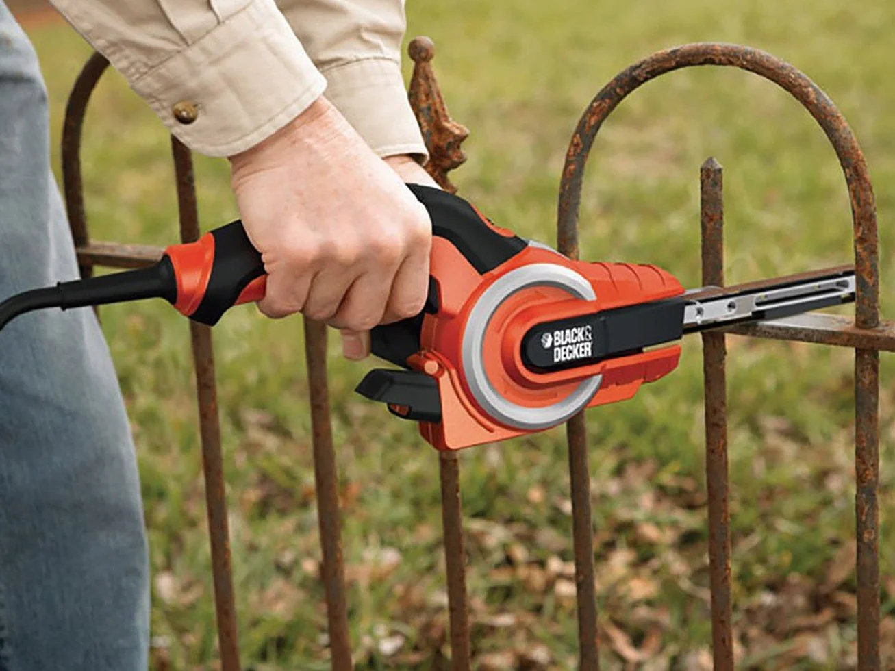 BLACK+DECKER Pilnik elektryczny 400 W Cyclonic Action KA902EK-QS