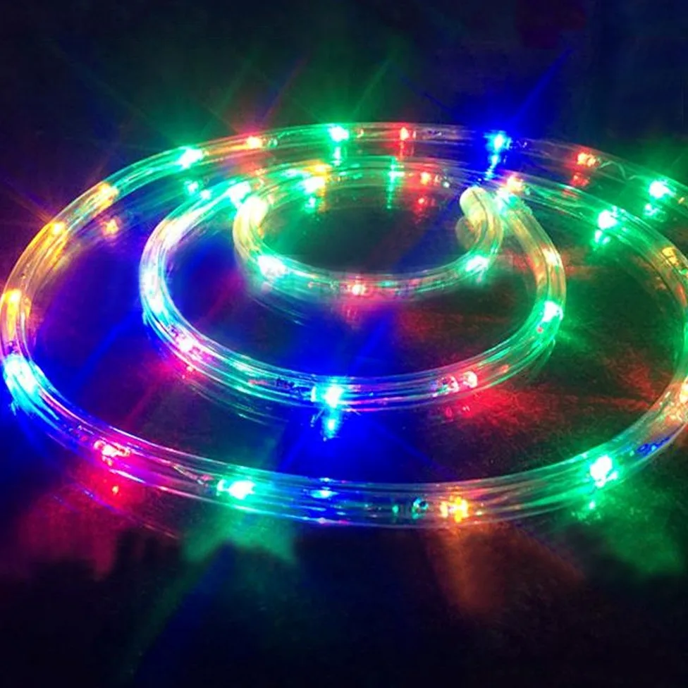 Fiqops Wąż świetlny LED do użytku na zewnątrz, 50 m, wąż świetlny LED z 8 trybami świecenia, wodoodporny, łańcuch świetlny do ogrodu, pomieszczeń, na ogrodzenia, imprezę, wesele, dekoracja, wąż LED do wnętrz, na zewnątrz, kolorowy