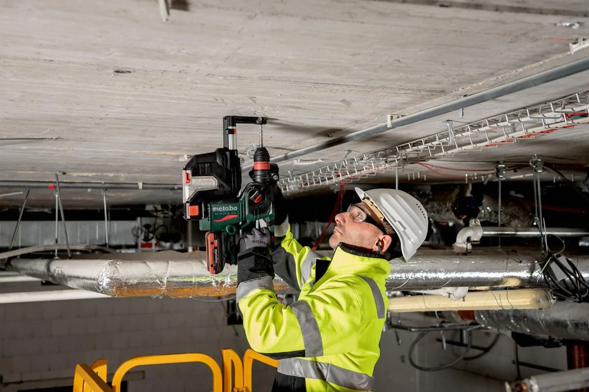 Metabo KH 18 LTX BL 24 młotek akumulatorowy 18 V (młotek bez akumulatora + ładowarka) # 601713850