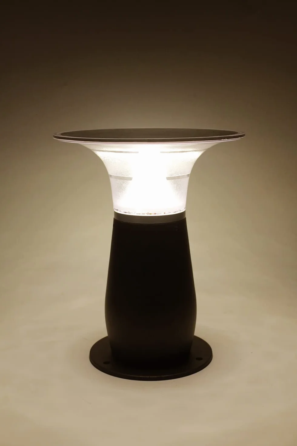 Arnusa Lampa ogrodowa Power lampa solarna Jasna lampa solarna 360 lm lampa ogrodowa bezprzewodowa lampa zewnętrzna oświetlenie tarasowe Duo Color ciepła biel i zimna biel regulowana 29 x 23,5 cm 4000 mAh