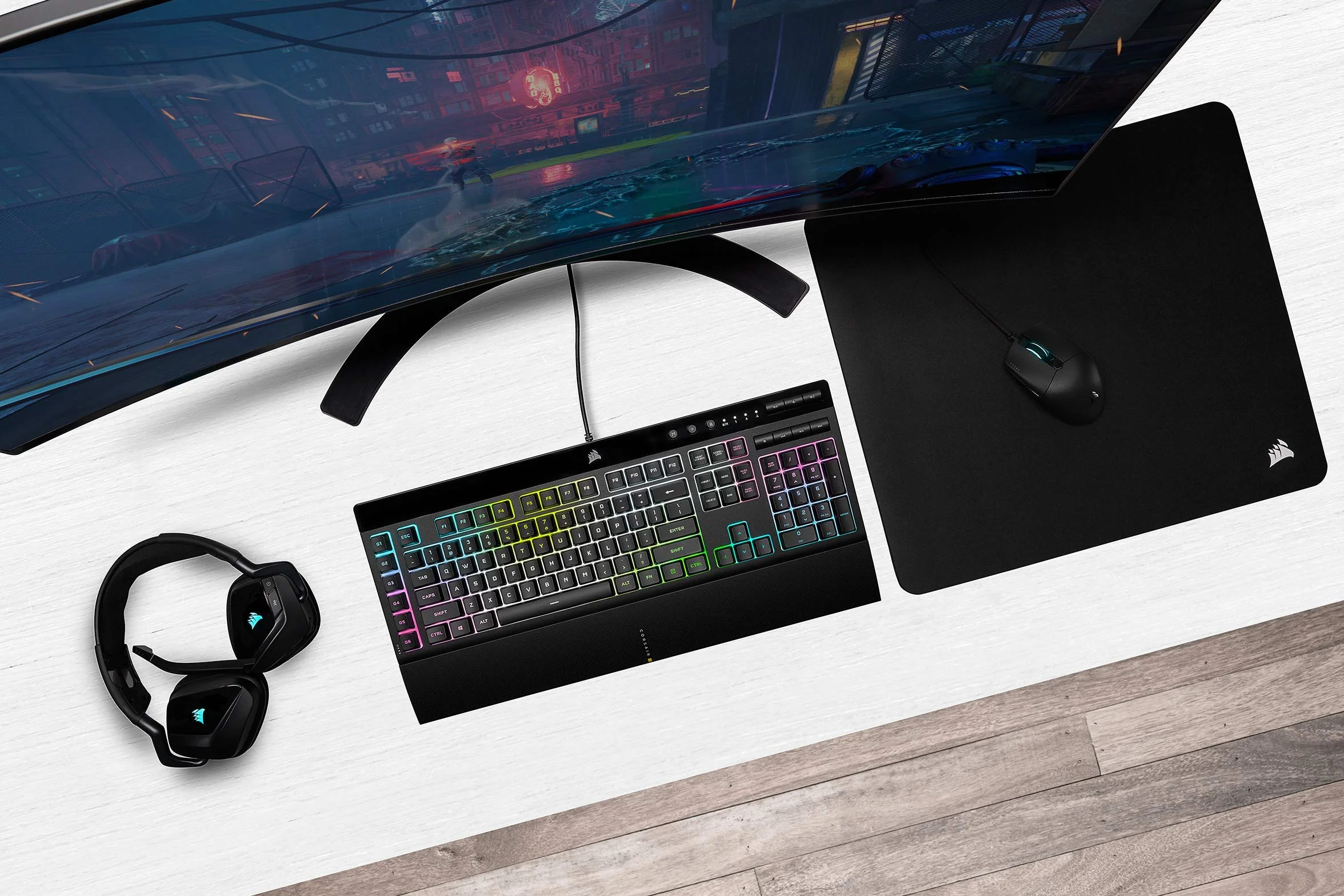 CORSAIR K55 RGB PRO XT przewodowa klawiatura do gier, IP42, odporna na kurz i zalanie, 6 klawiszy makro z integracją Elgato, kompatybilna z iCUE, QWERTY UK, PC, Mac, Xbox, czarna