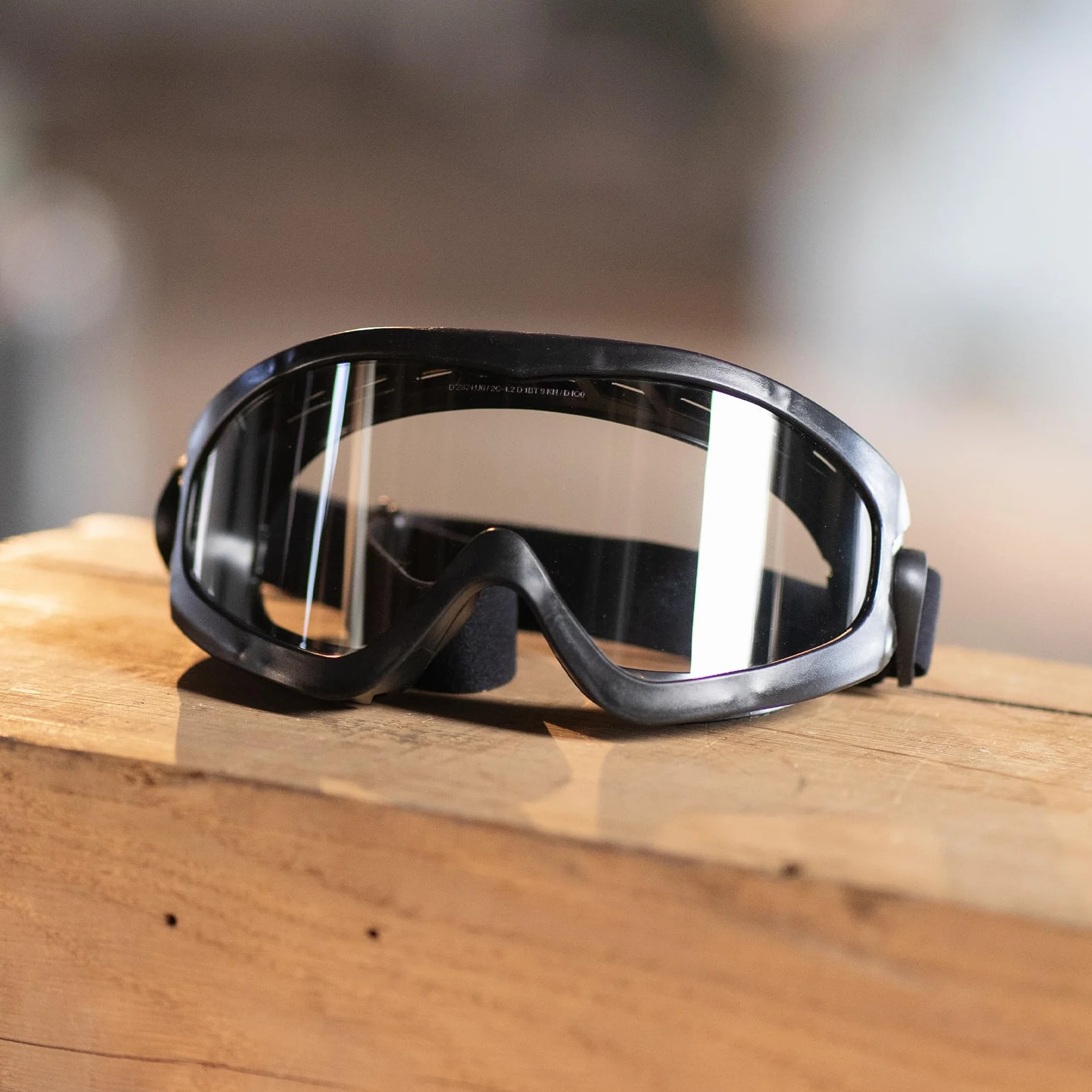 Dräger X-pect 4200 okulary ochronne bez zaparowania, okulary pełnowidzące, również dla osób noszących okulary, na plac budowy, laboratorium, warsztatu, odporne na zarysowania i pęknięcia szyby