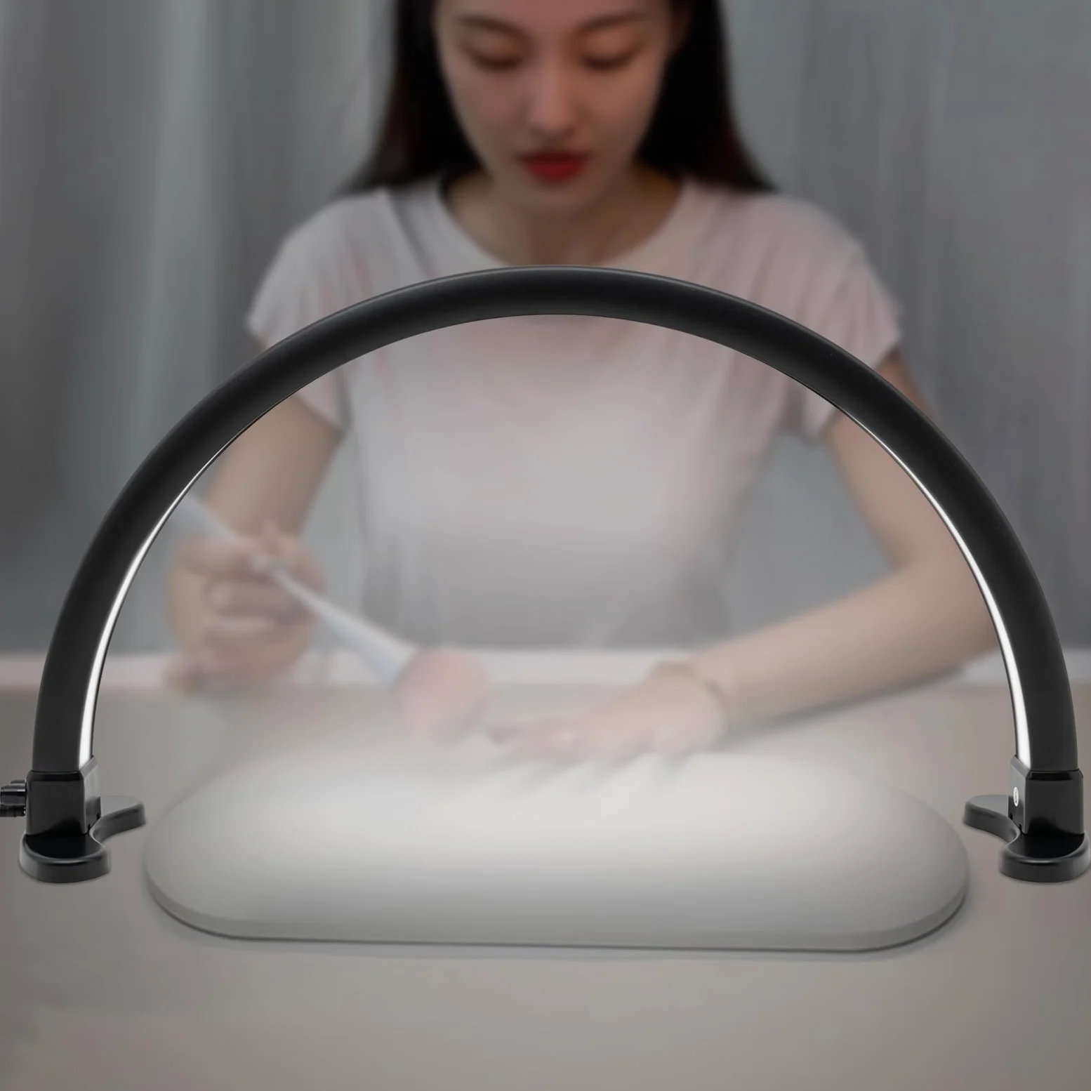 Lampa półksiężycowa do paznokci 45 W lampa biurkowa LED półksiężyc 2700-5600 K regulowana jasność rzęsy lampa stołowa przedłużająca rzęsy, do sklepów z manikiurem, salonów kosmetycznych, dla rodzin