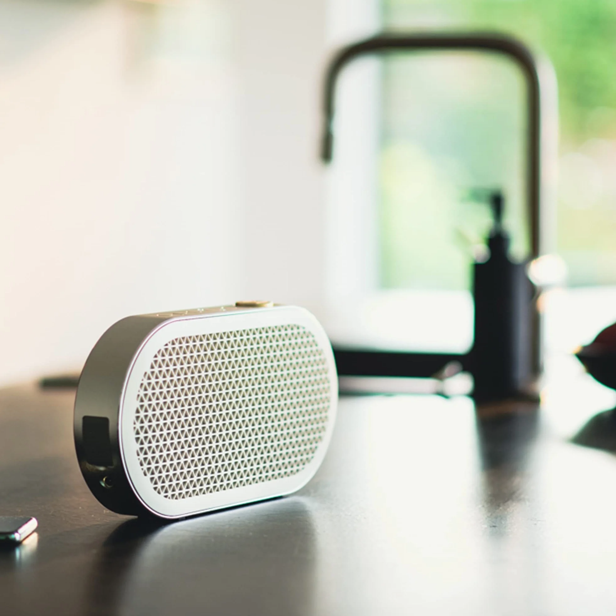 DALI Katch G2 Głośnik Bluetooth, biały karmelowy (Caramel White)