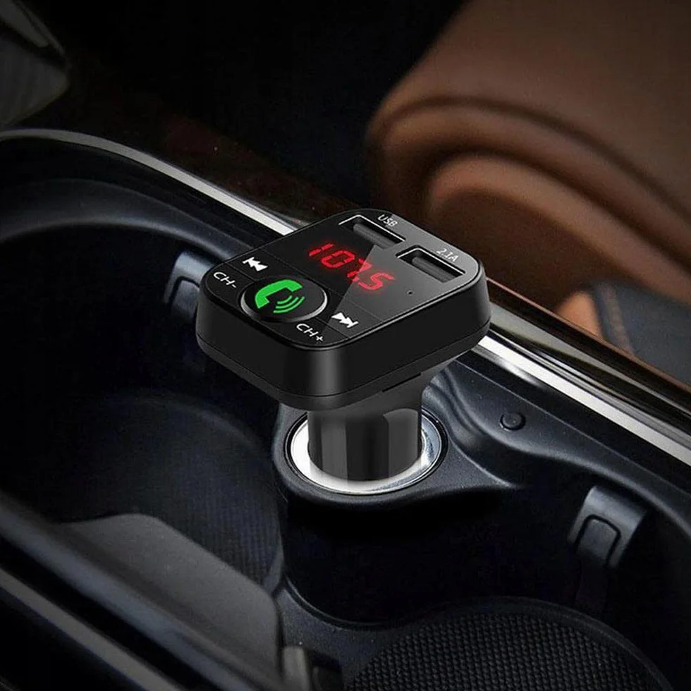 Retoo Bluetooth FM Transmiter z Dual USB, Czytnik SD TF, Wyświetlacz Cyfrowy, Zestaw Głośnomówiący, Samochodowy Adapter Audio
