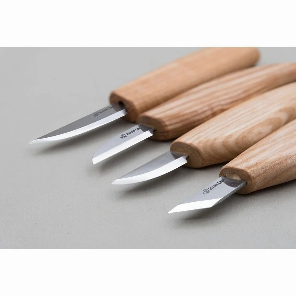Zestaw 4szt. noży rzeźbiarskich w etui Beaver Craft