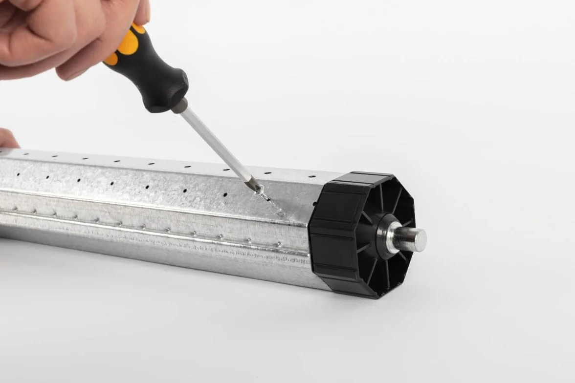 Schellenberg 80200 tuleja walcowa mini do wałków ośmiokątnych 40 mm, SW 40, 104 mm długości, sworzeń 10 mm średnicy