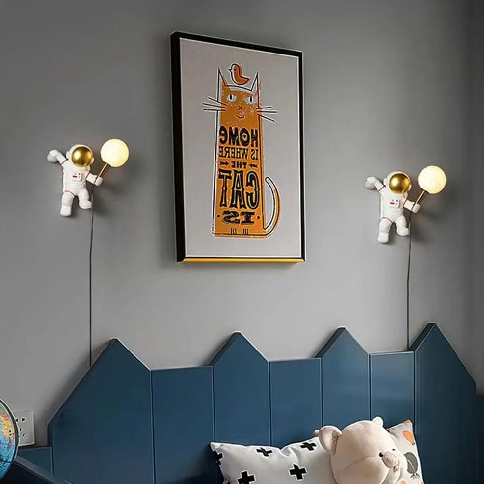 AoLa Lampa ścienna Księżyc Astronautyczna lampa ścienna do pokoju dziecięcego z przełącznikiem wewnątrz z wtyczką i kablem dziecięca lampka nocna Astronauta z nadrukiem 3D Lampka nocna do pokoju