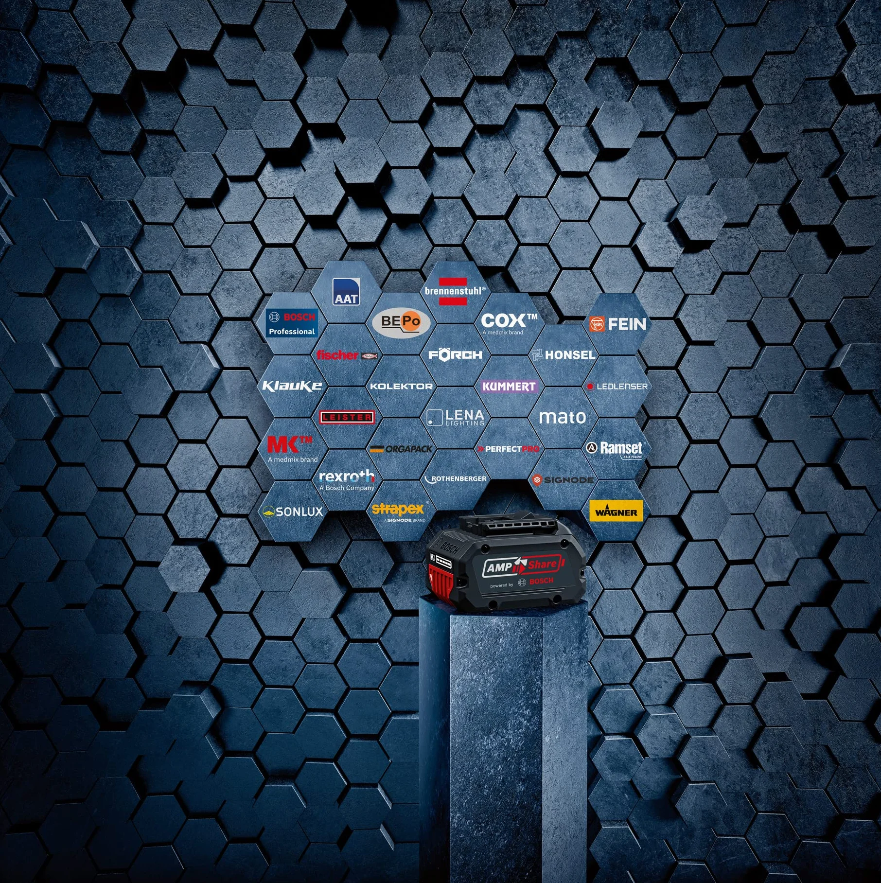 Bosch Professional system 18V: akumulatorowa pilarka taśmowa GCB 18V-63 (1 brzeszczot do pilarki taśmowej)
