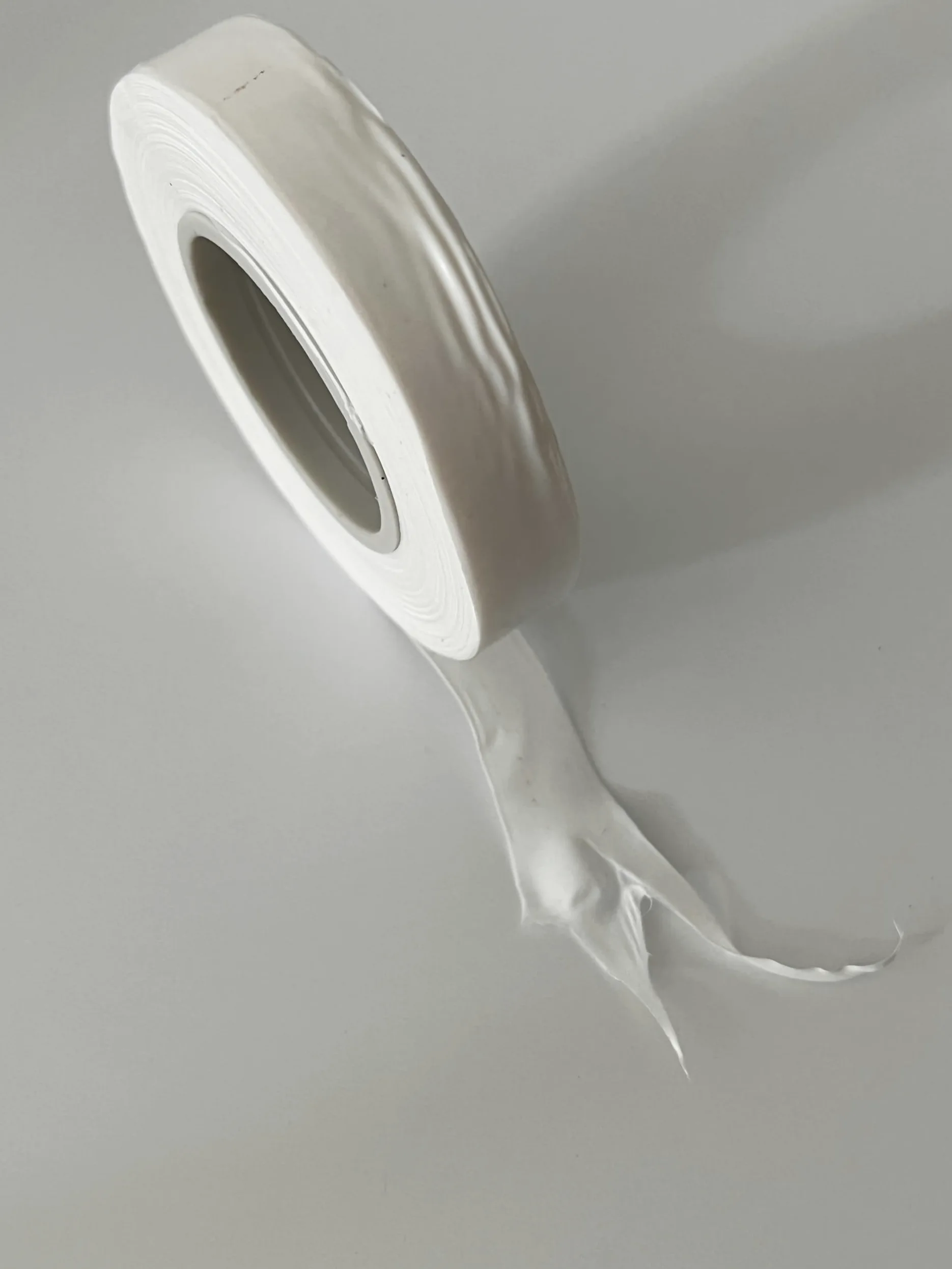Wysokowydajna, oleista taśma PTFE do uszczelniania gwintów do zastosowań w gazie ziemnym i przemyśle – 5 rolek, 25 mm x 0,2 mm, 1250 g