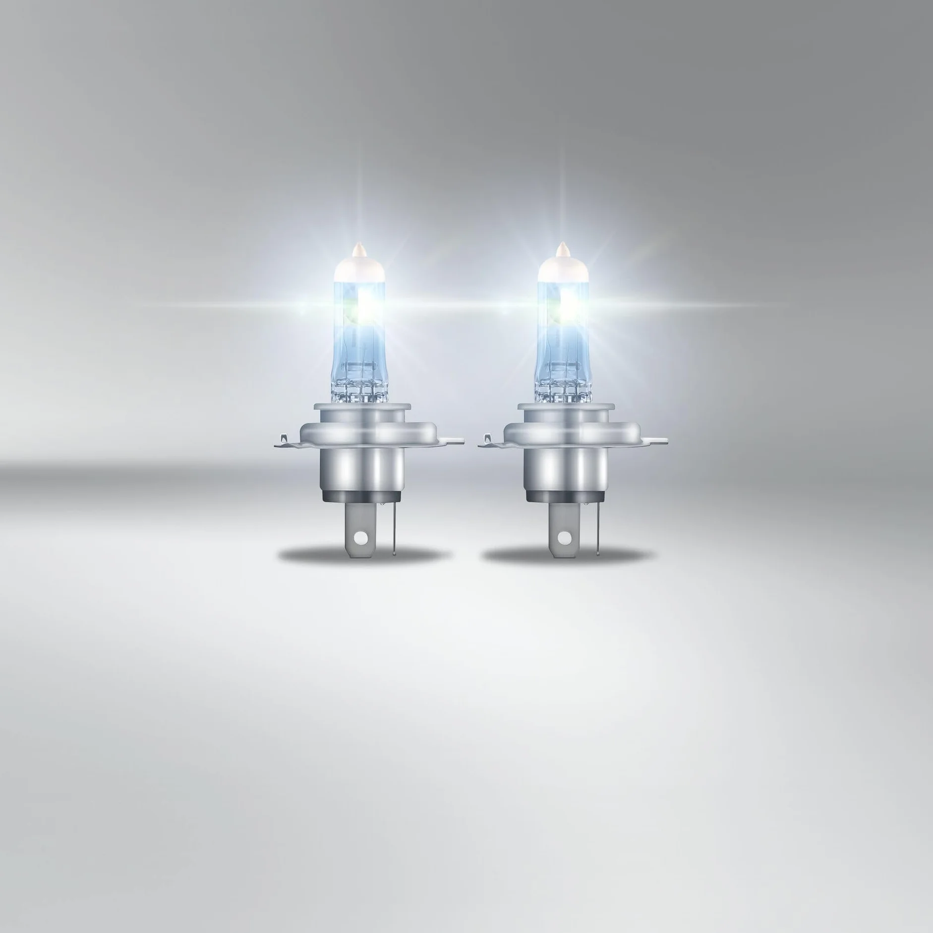 OSRAM NIGHT BREAKER 220, H4, +220% większa jasność, reflektor halogenowy, 64193NB220-2HB, składane pudełko (2 lampy)