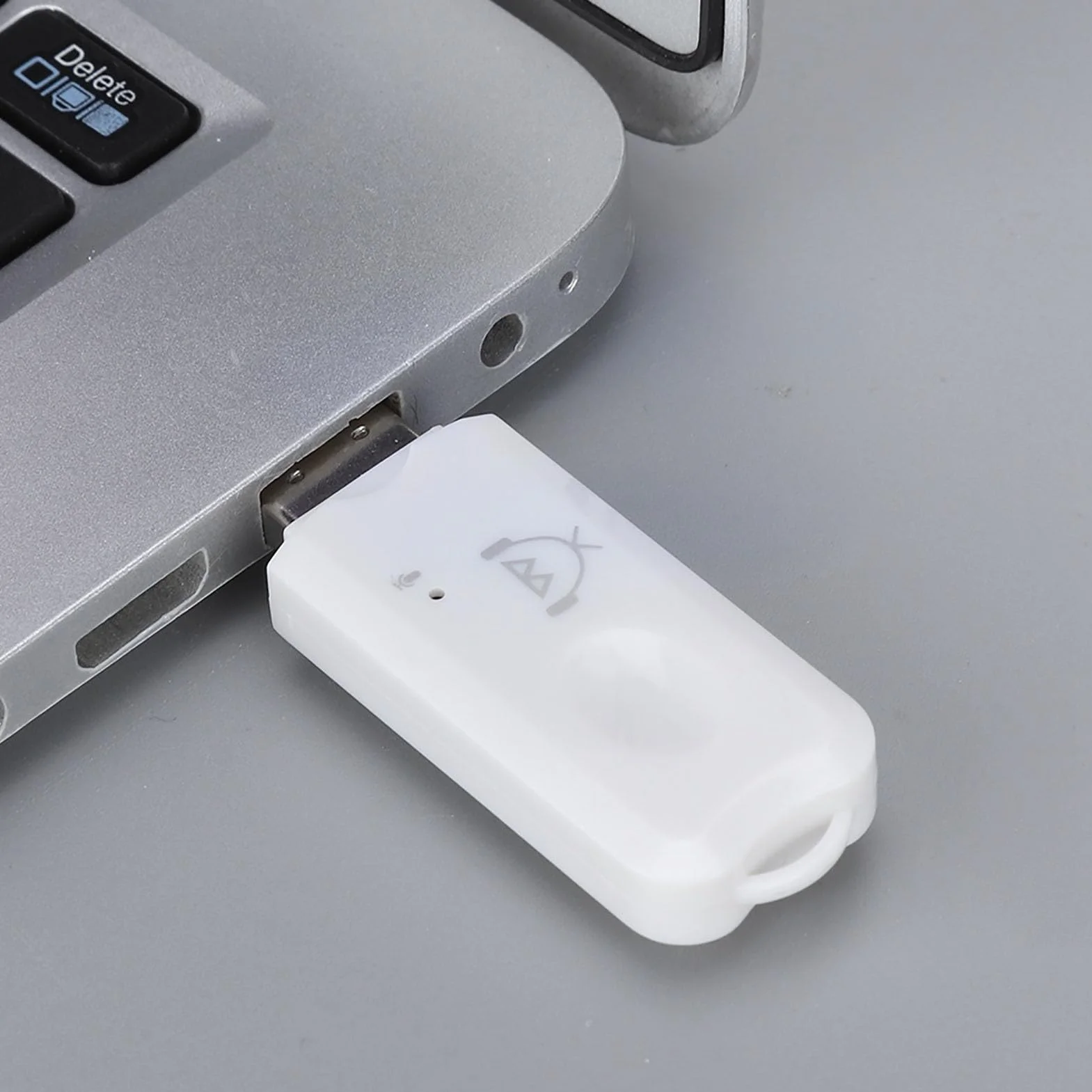 ASHATA Mini USB odbiornik Bluetooth Audio A2DP Music Adapter bezprzewodowy do samochodu AUX telefon komórkowy, adapter bezprzewodowy USB Bluetooth Obsługa odbiornika audio Bluetooth A2DP V1.2