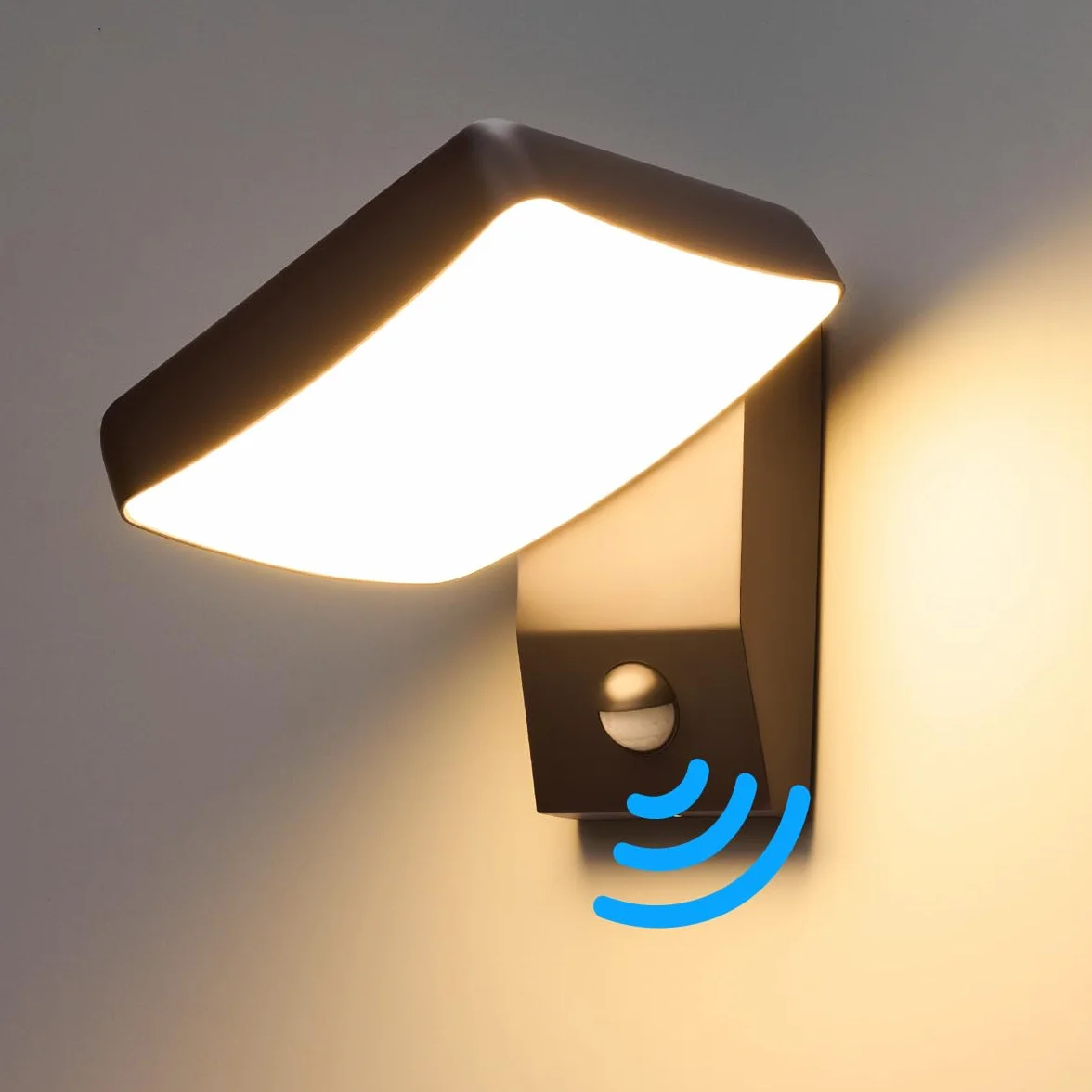 Bojim IP65 18W zewnętrzna lampa ścienna z czujnikiem ruchu, kinkiet z regulowaną wiązką, kwadratowa lampa ścienna ciepła biel 3000K lampa zewnętrzna do korytarza ogrodowego taras