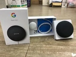 Google Nest Mini czarny + czarny stojak