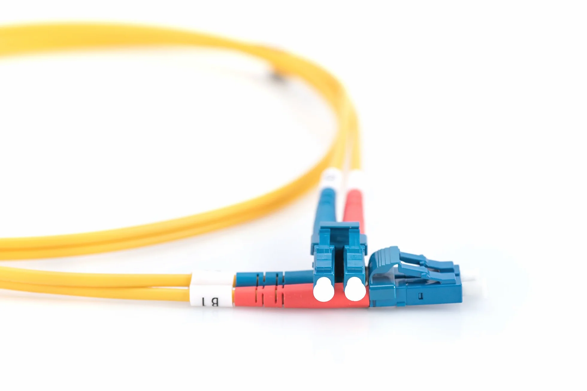 DIGITUS DK-2933-03 Kabel Światłowodowy OS2 3m LC Dupleks 1/10 Gbit SM Jednomodowy 9/125 µ Żółty