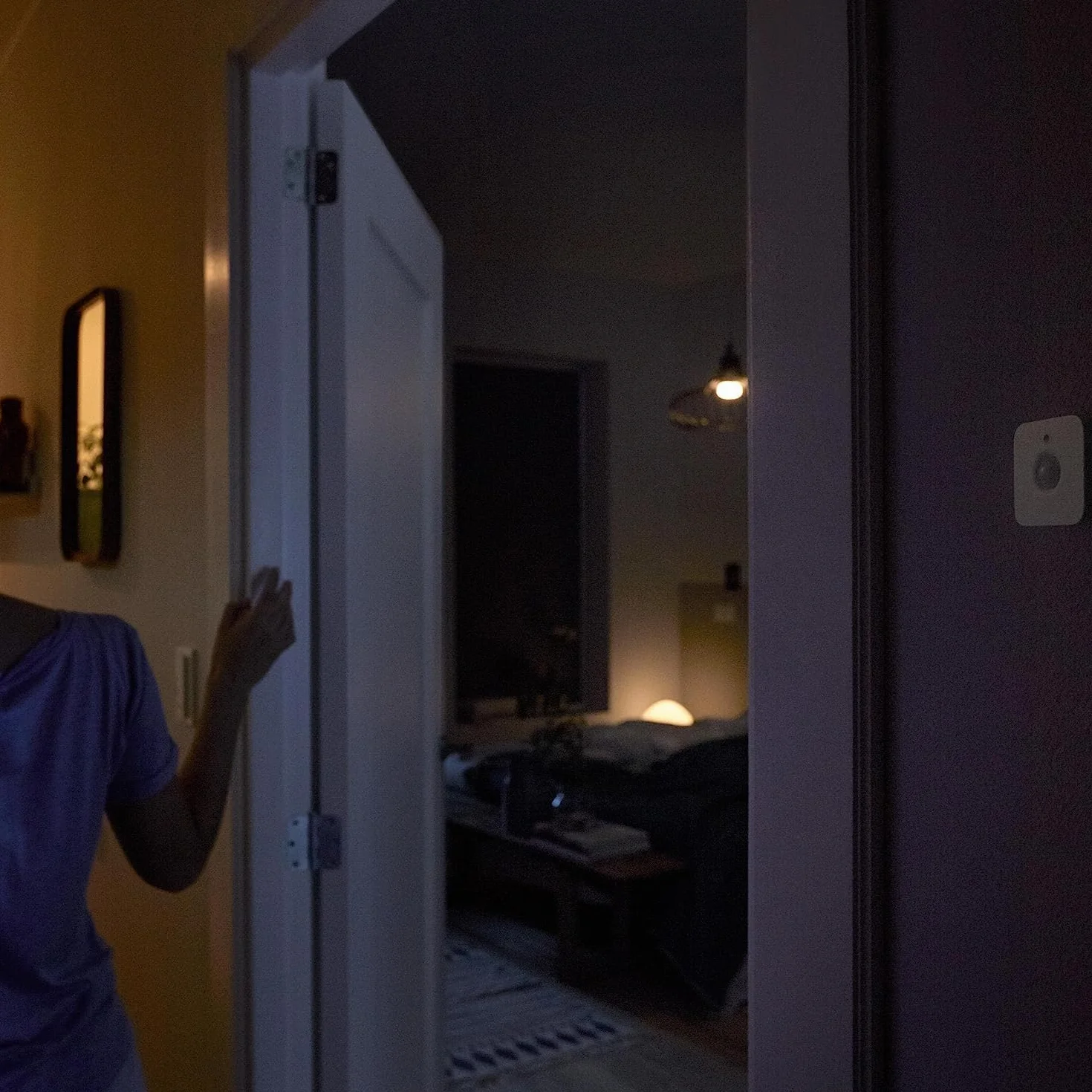 Philips Hue Inteligentny czujnik ruchu wewnętrzny, inteligentne sterowanie oświetleniem, szeroki kąt widzenia, automatyczne działanie, łatwy montaż